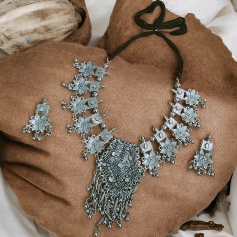 Flower Style Oxidised Heavy Jewellery Set