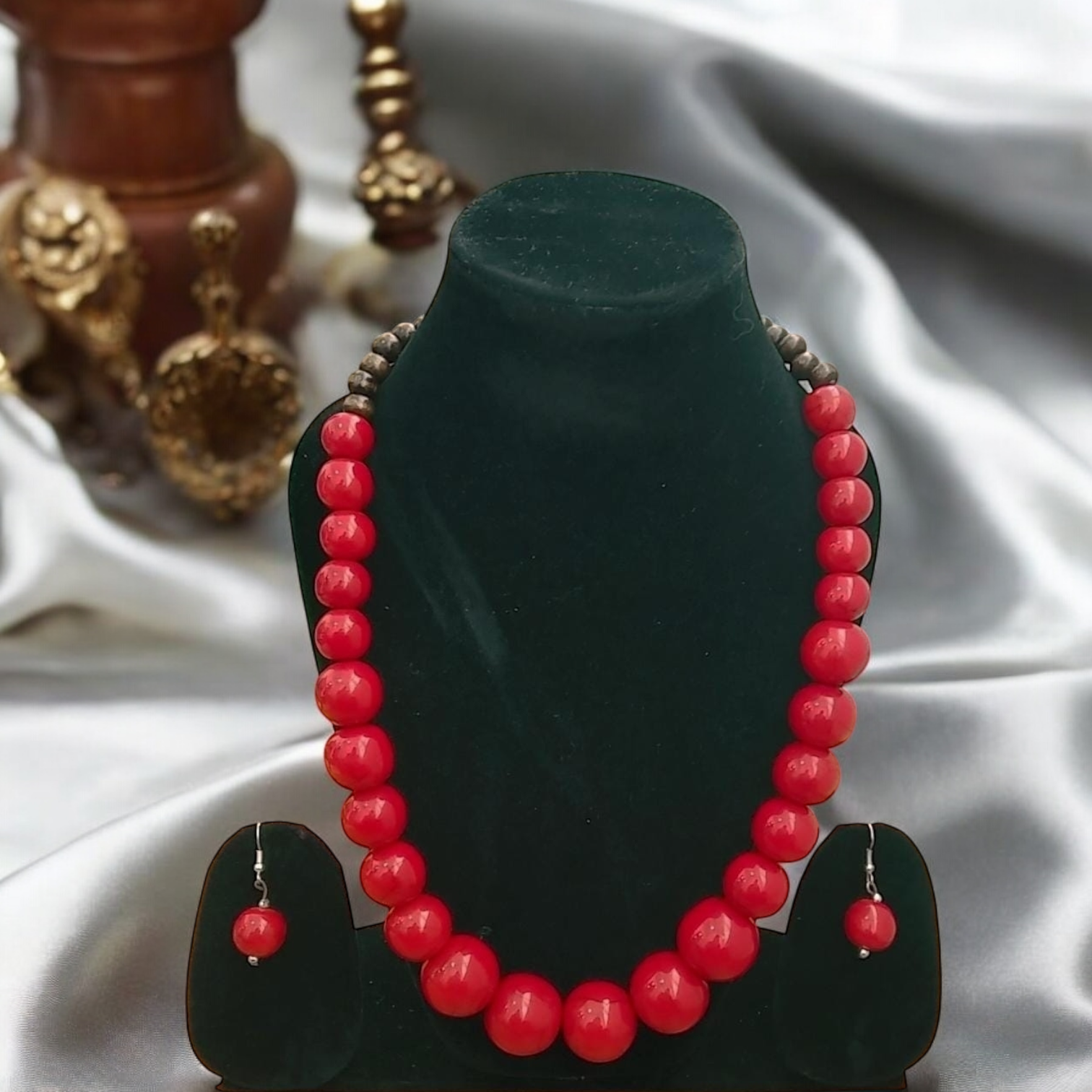 Fancy Resin Red Necklace Set - Image 3