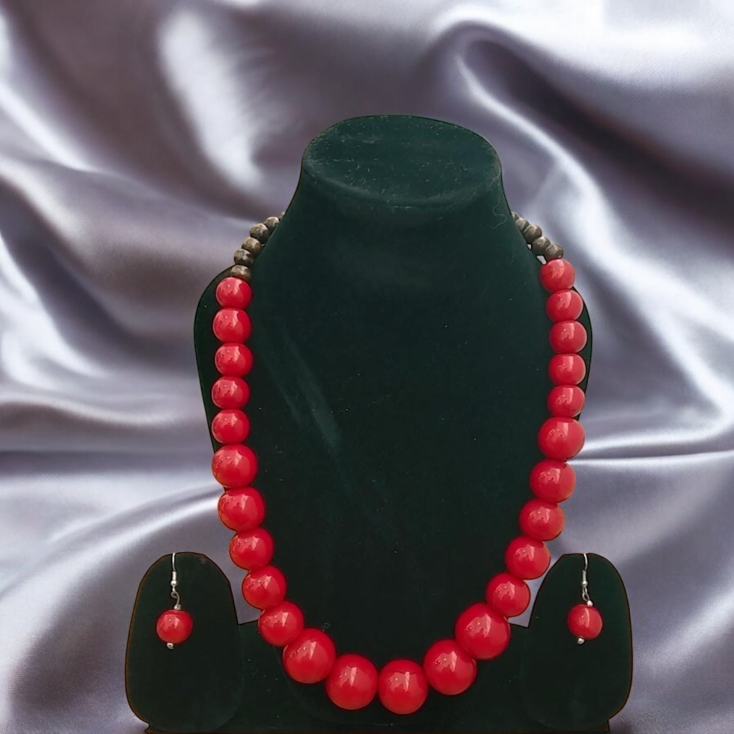 Fancy Resin Red Necklace Set