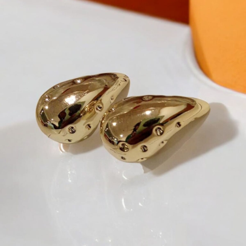 Golden Tea Drop Earrings