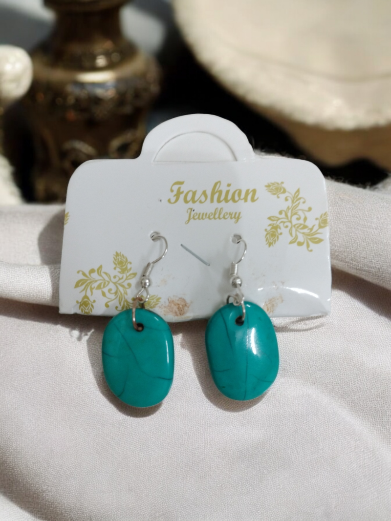 Fancy Resin Turquoise Blue Necklace Set - Image 7