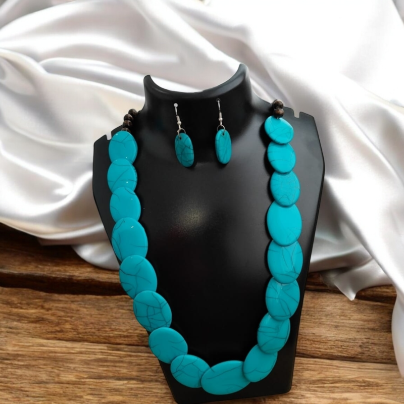 Fancy Resin Turquoise Blue Necklace Set - Image 4