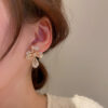 116Flower Rhinestone Stud Earrings