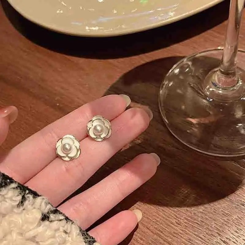 JJK 46 Gold-Plated Zircon and Pearl Drop Earrings - Image 3