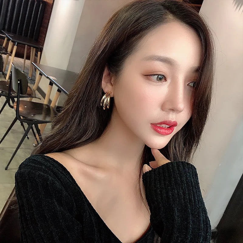 JJK 45 Pearl Drop Earrings with Zircon/Rhinestone Embellishment. - Image 3