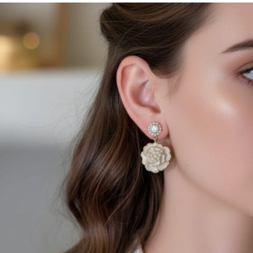 111flower classy earrings white