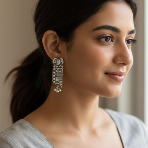 394 oxidized silver parrot design earrings