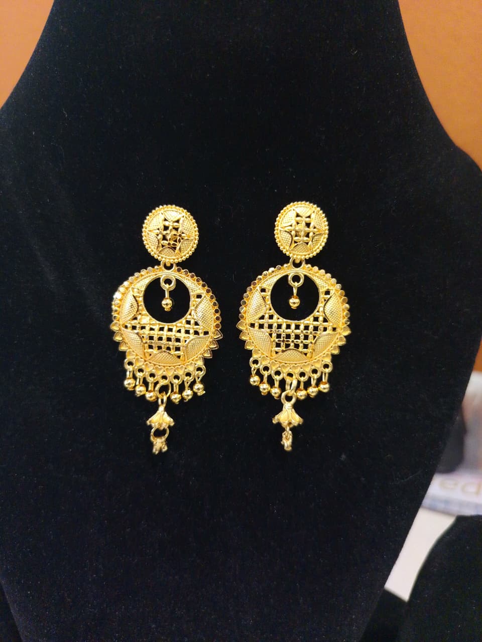 gold Chandbali earrings