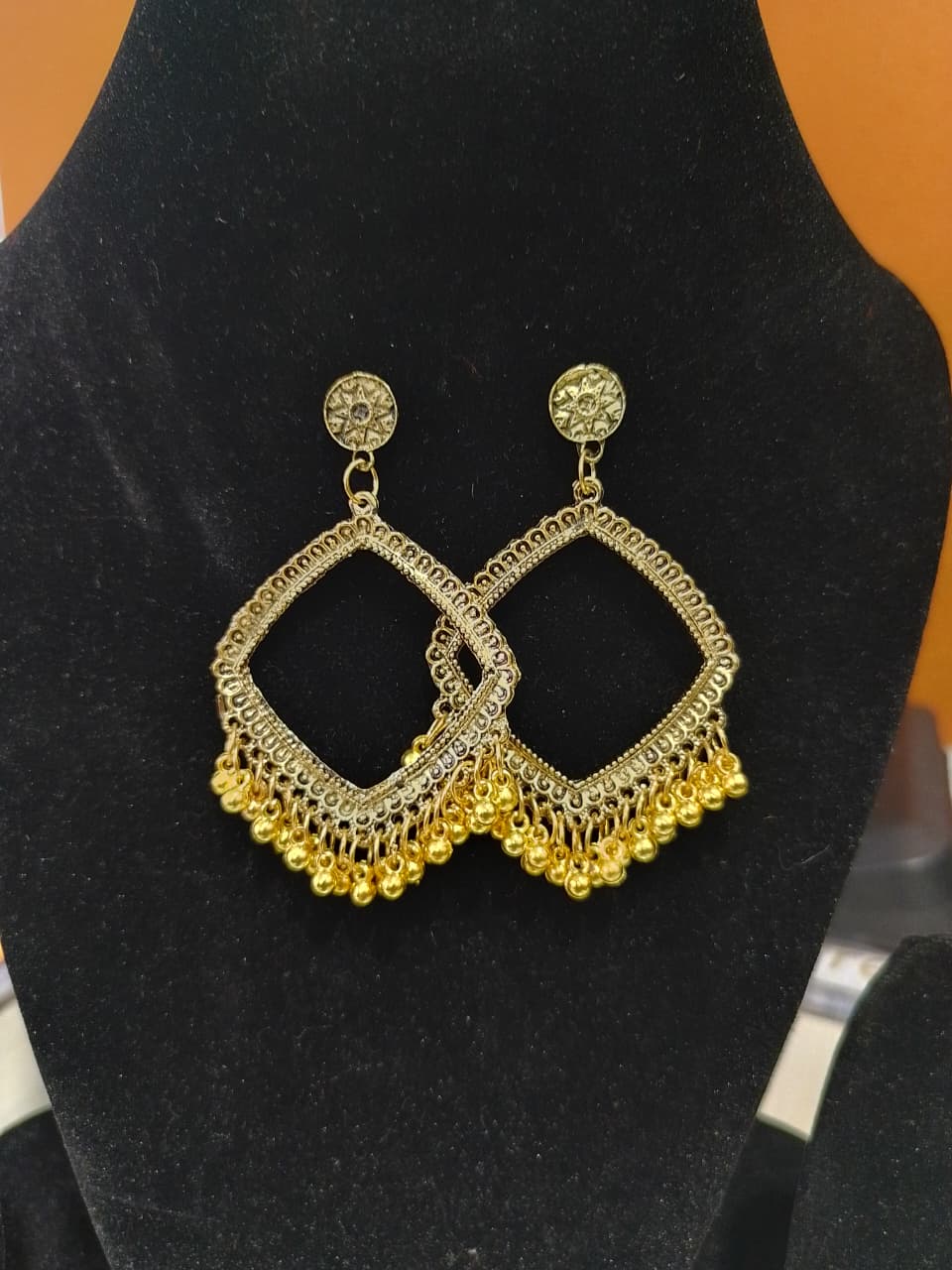 Gold Square Jhumka Earrings - Image 3