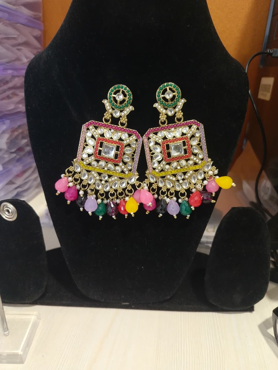 Kundan earrings - Image 2
