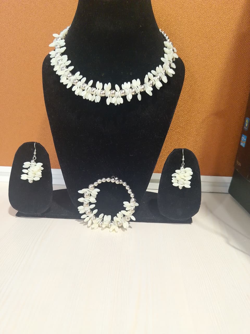 white pearl jewelry set