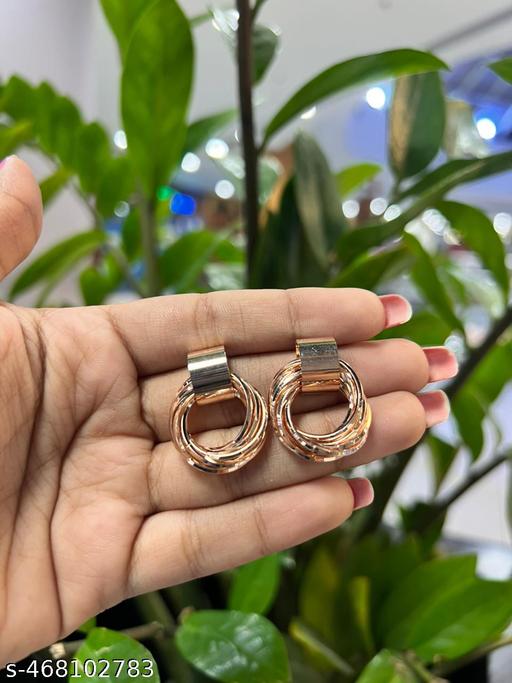 67Corean Earrings from the brand junjie. - Image 4