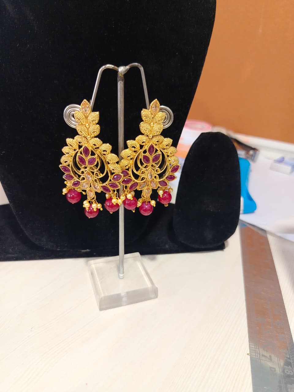 jhumka or chandbali style earrings. - Image 3