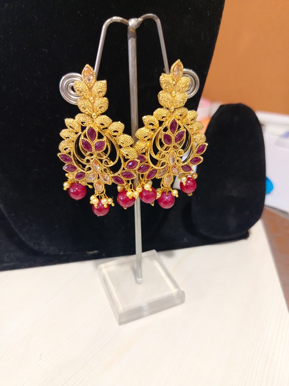 jhumka or chandbali style earrings. - Image 2