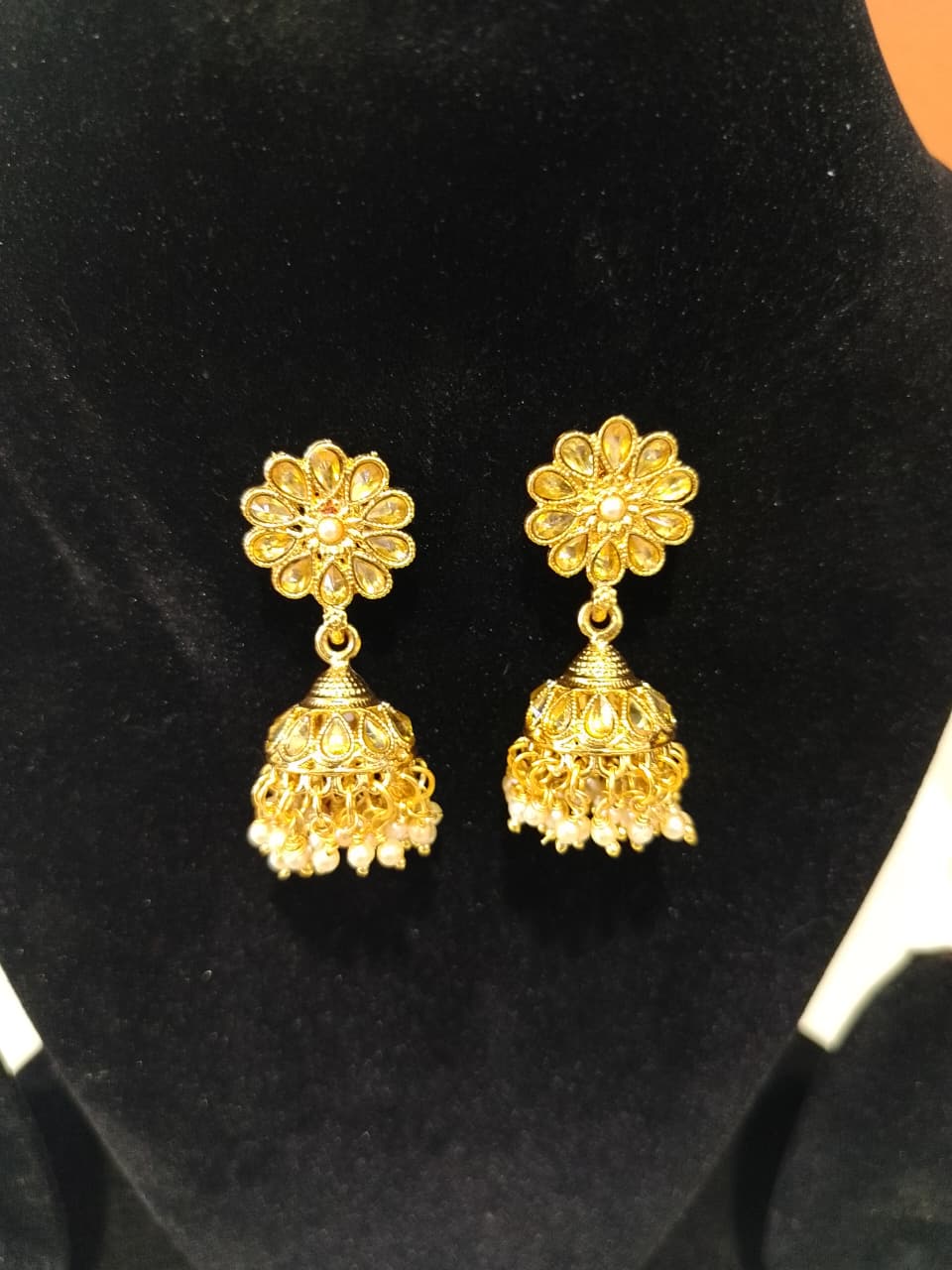 Traditional Jhumka Earrings with Pearls - Image 3