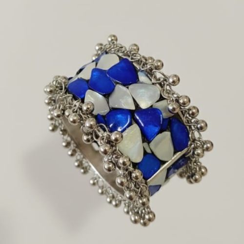 606 stacked women's bracelets - Image 4